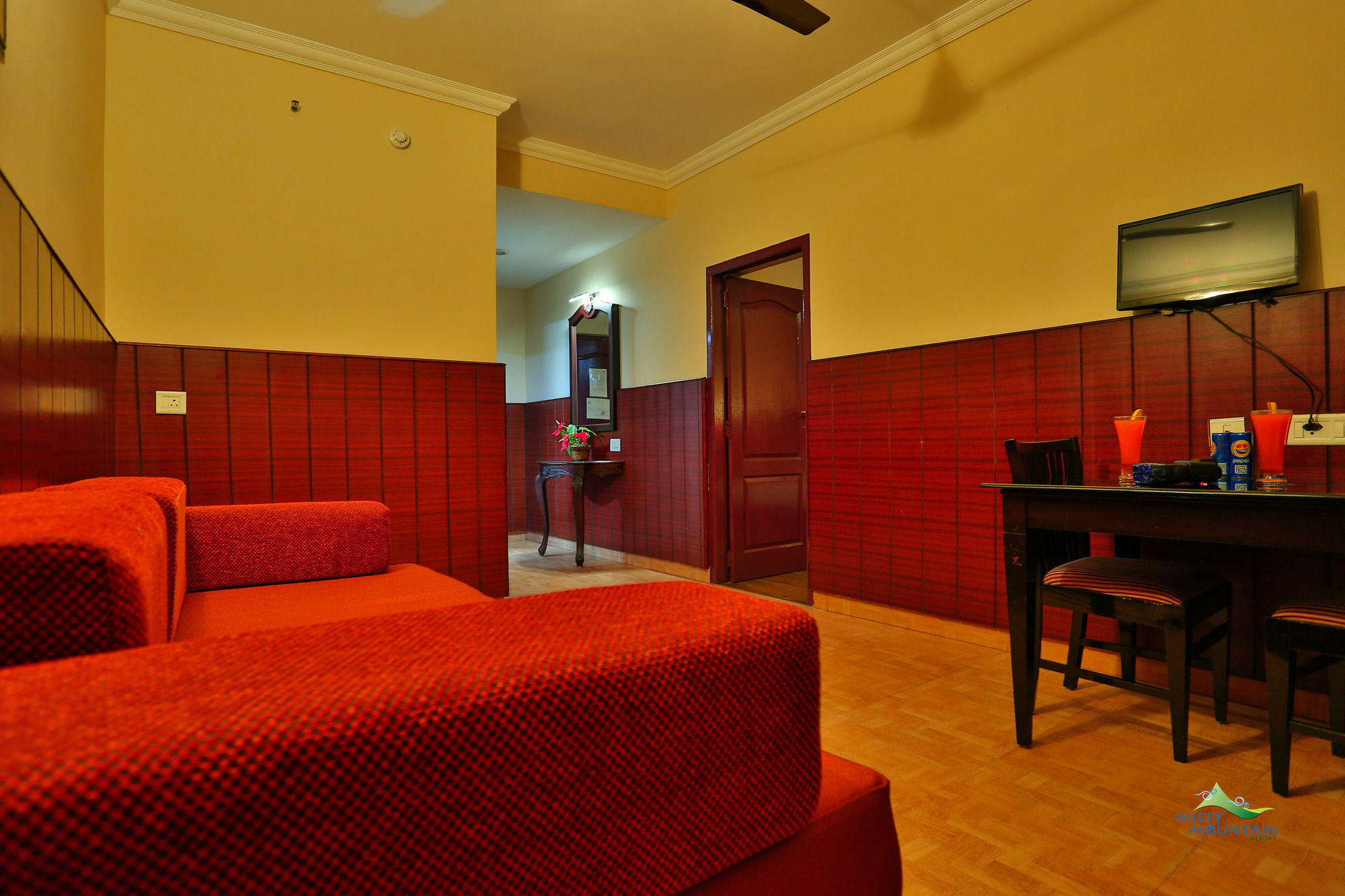 Misty Mountain Resort Munnar Ngoại thất bức ảnh